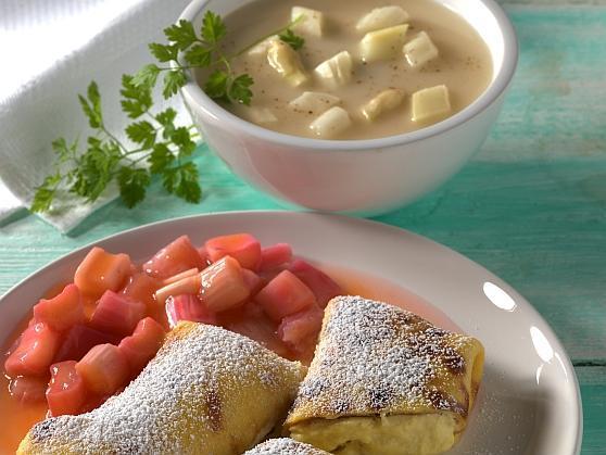 Sopa de espárragos, Topfenpalatschinken con ruibarbo