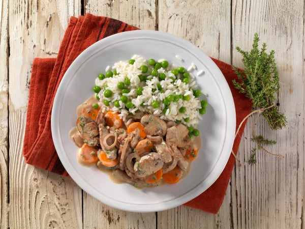 Champignons-Kalb-Geschnetzeltes met erwtenrijst