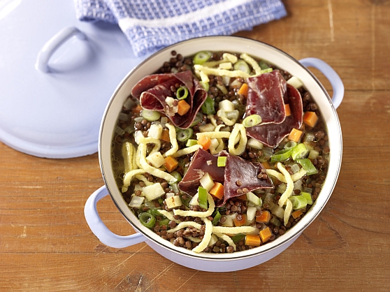 Linsentopf mit Spaetzle Linsentopf mit Spaetzle